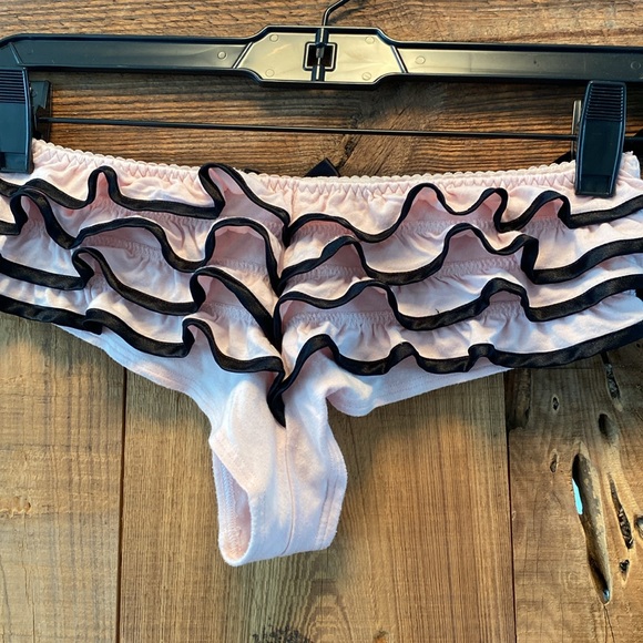 Victoria’s Secret pink ruffled babydoll chemise with black trim. S/P - Picture 2 of 10